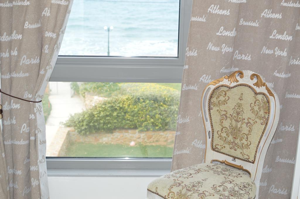 Sea View Beachfront Villa Peri Gouves Exteriér fotografie