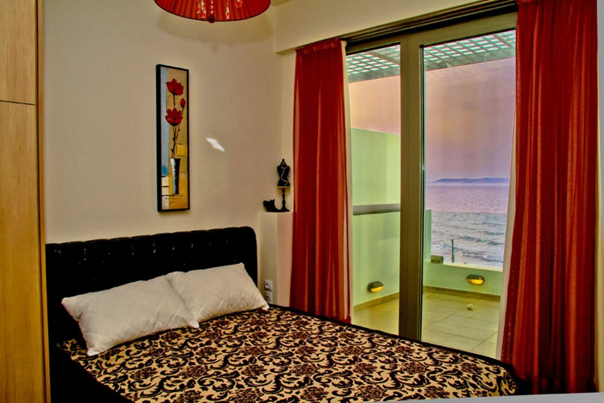 Sea View Beachfront Villa Peri Gouves Exteriér fotografie